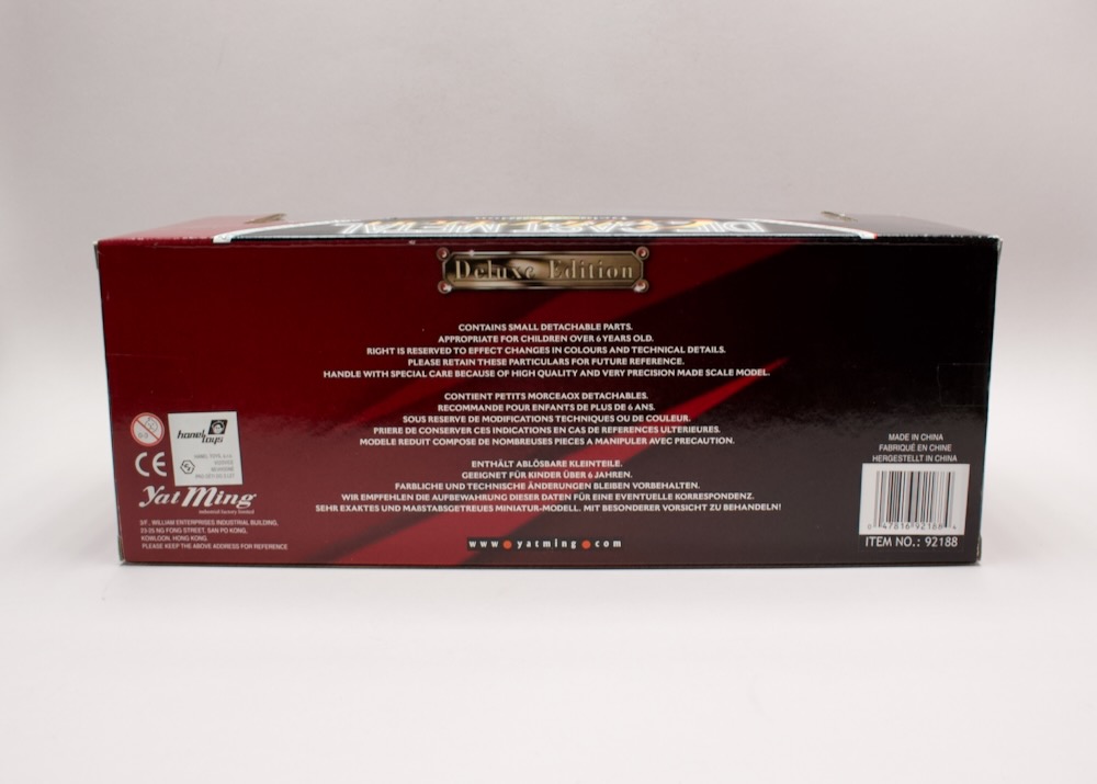 Zadní strana balení modelu Chevrolet Camaro Z-28 1967 1:18 Yat Ming s informacemi o edici