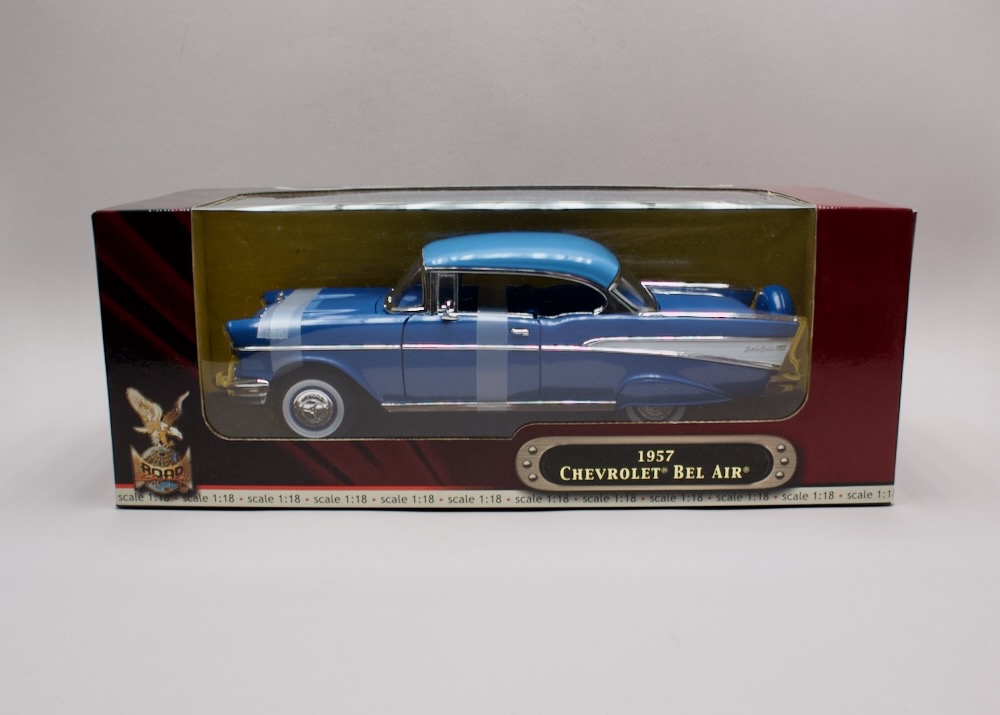 Chevrolet Bel Air 1957 1:18 Yat Ming z řady Deluxe Edition v originálním balení