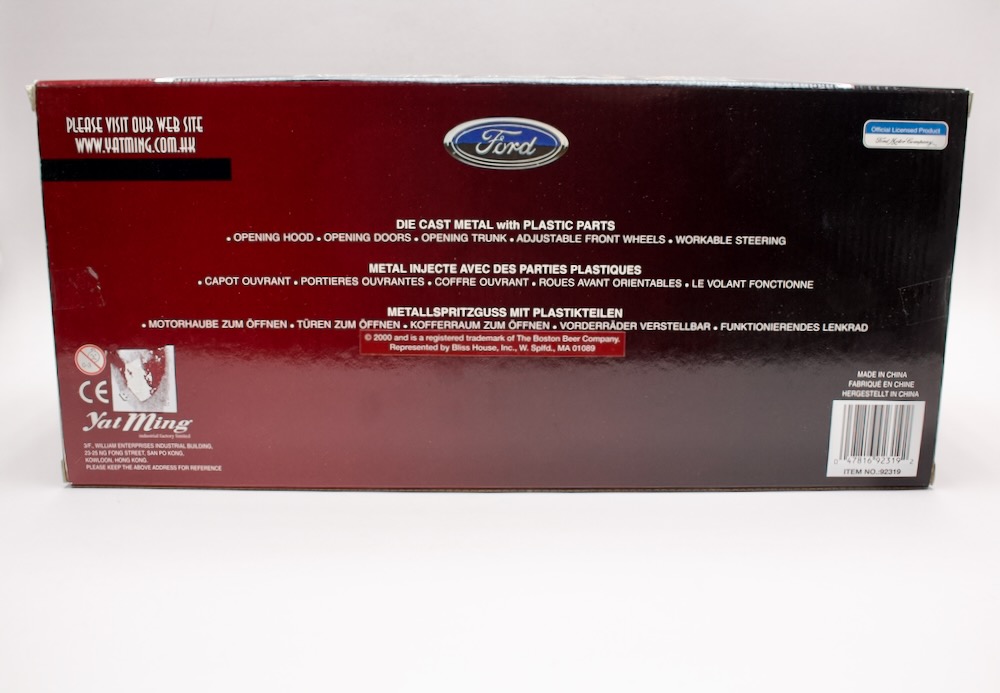 Zadní strana balení modelu Ford F-250 Pick Up 1959 Samuel Adams 1:18 Yat Ming