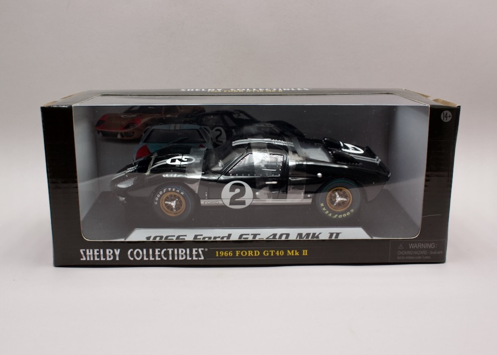Ford GT40 Mk II 1966 #2 černý 1:18 Shelby Collectibles – licencovaný závodní model v originálním balení
