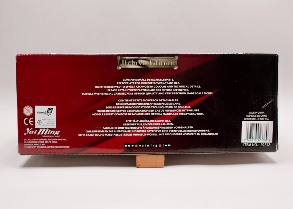 Zadní strana balení modelu Pontiac Firebird Trans Am 1979 1:18 Yat Ming Deluxe Edition