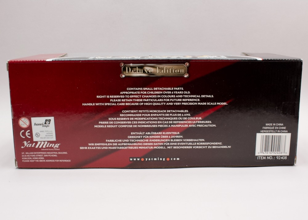 Zadní strana balení modelu Shelby Cobra Daytona Coupe 1965 1:18 Yat Ming s označením Deluxe Edition