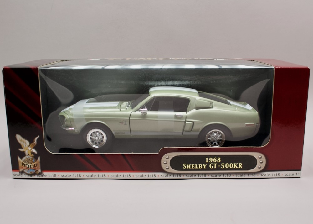 Shelby GT-500KR 1968 1:18 Yat Ming Deluxe Edition – legendární „King of the Road“ v originálním balení