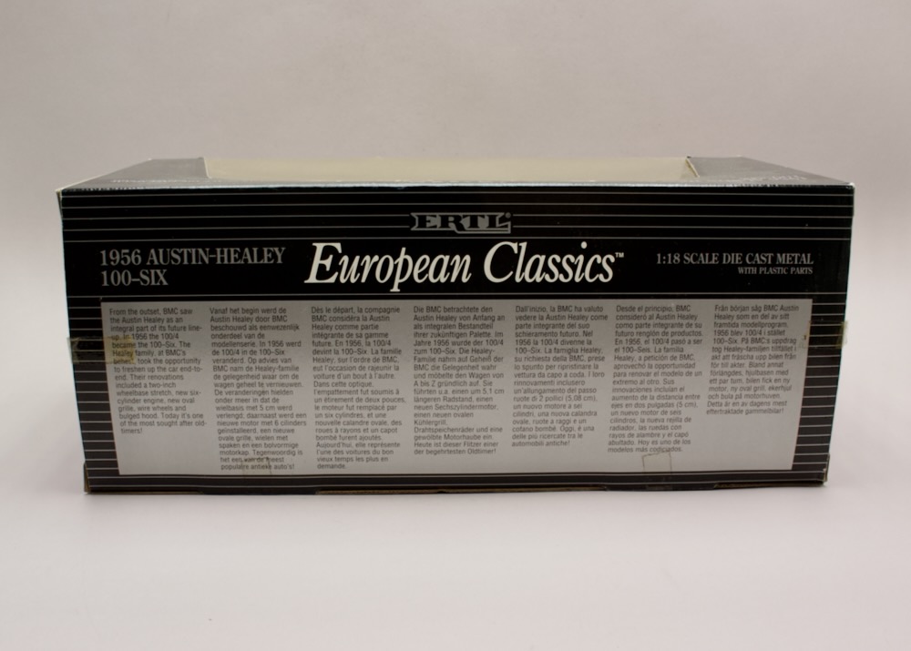 Boční strana krabice modelu Austin-Healey 100-Six 1956 1:18 Ertl European Classics 7459