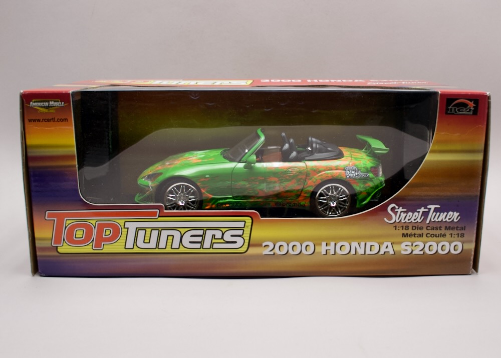 Honda S2000 Street Tuner 2000 1:18 Ertl 33712 – RC2 American Muscle