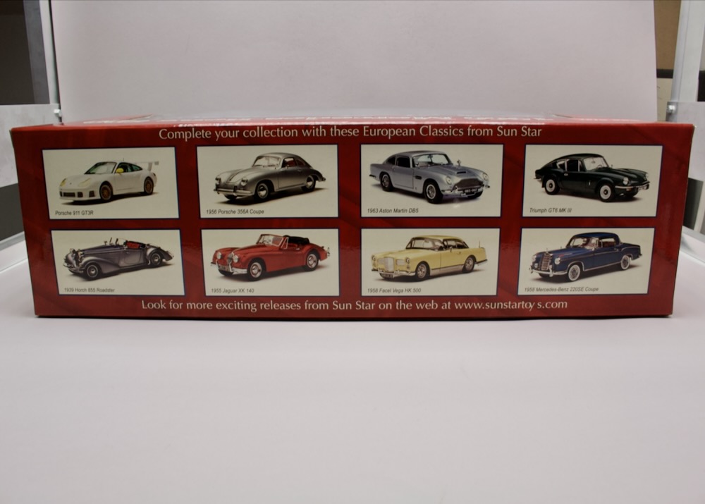 Boční strana krabice Mercedes-Benz 600 Pullman 1966 1:18