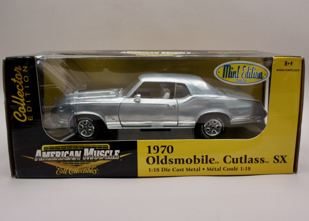 Oldsmobile Cutlass SX 1970 1:18 American Muscle Ertl 33775 – Mint Edition Chase Car, zapáskovaný