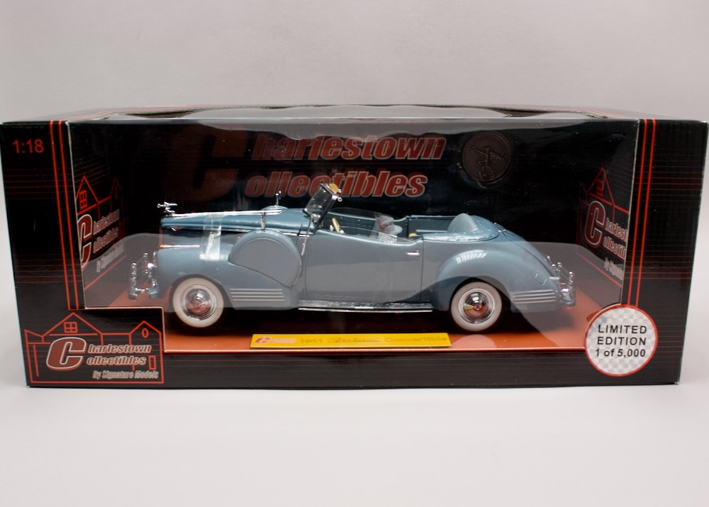 Packard Convertible 1941 1:18 Signature Models 68628 – limitovaná edice 1 z 5000 kusů, zapáskovaný model