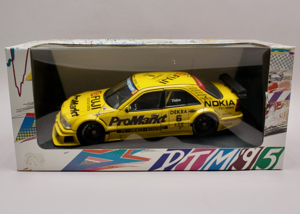Mercedes-Benz C-Klasse DTM Zakspeed #6 1995 1:18 UT Models 180953306 – Kurt Thiim, původní balení bez páskování